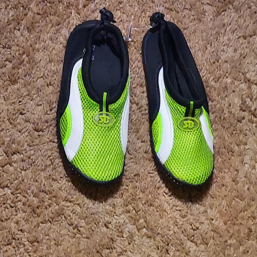Green and White Water Shoes